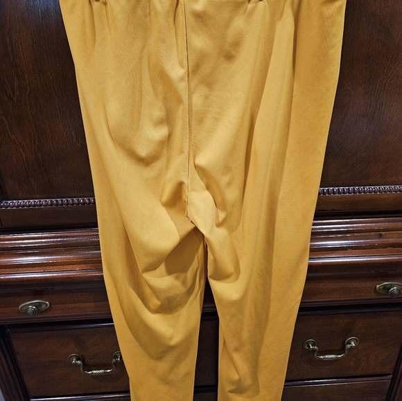 Chic Me Pants Outfit - Picture 7 of 7